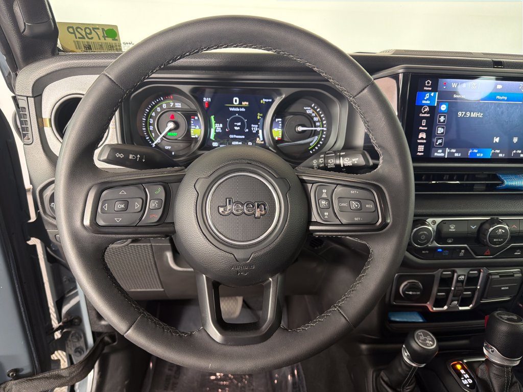 Used 2025 Jeep Wrangler Unlimited Sport S 4xe AWD/4WD image 12
