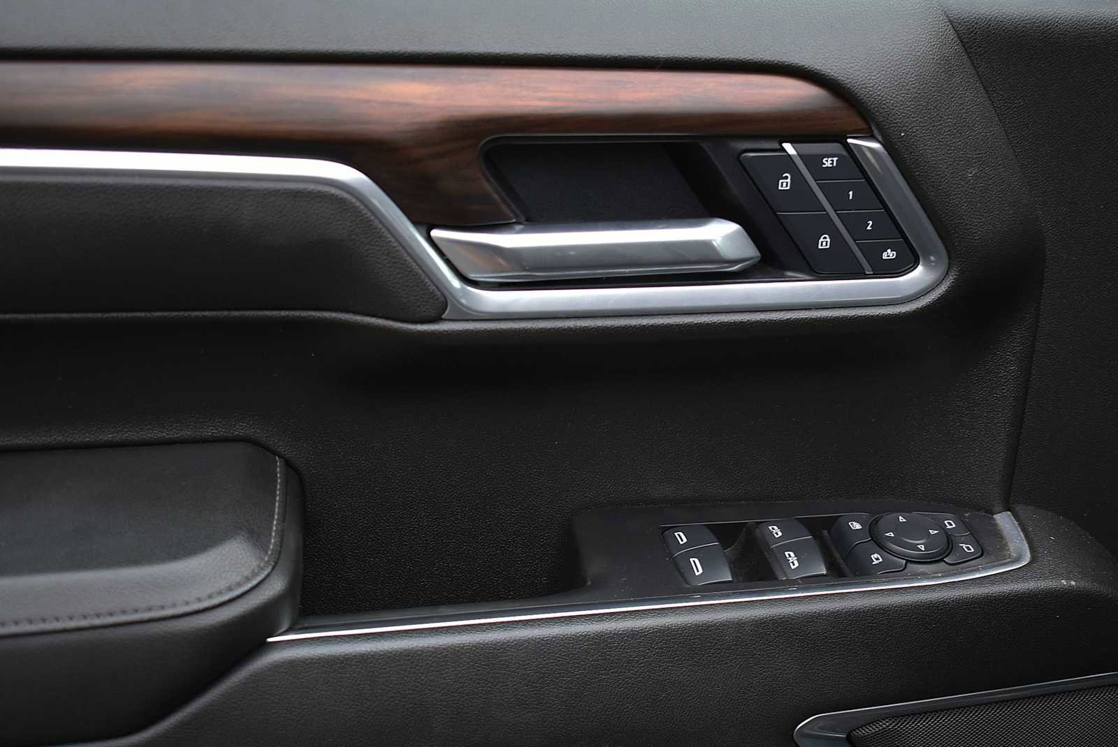 Used 2023 GMC Sierra 1500 Elevation image 21