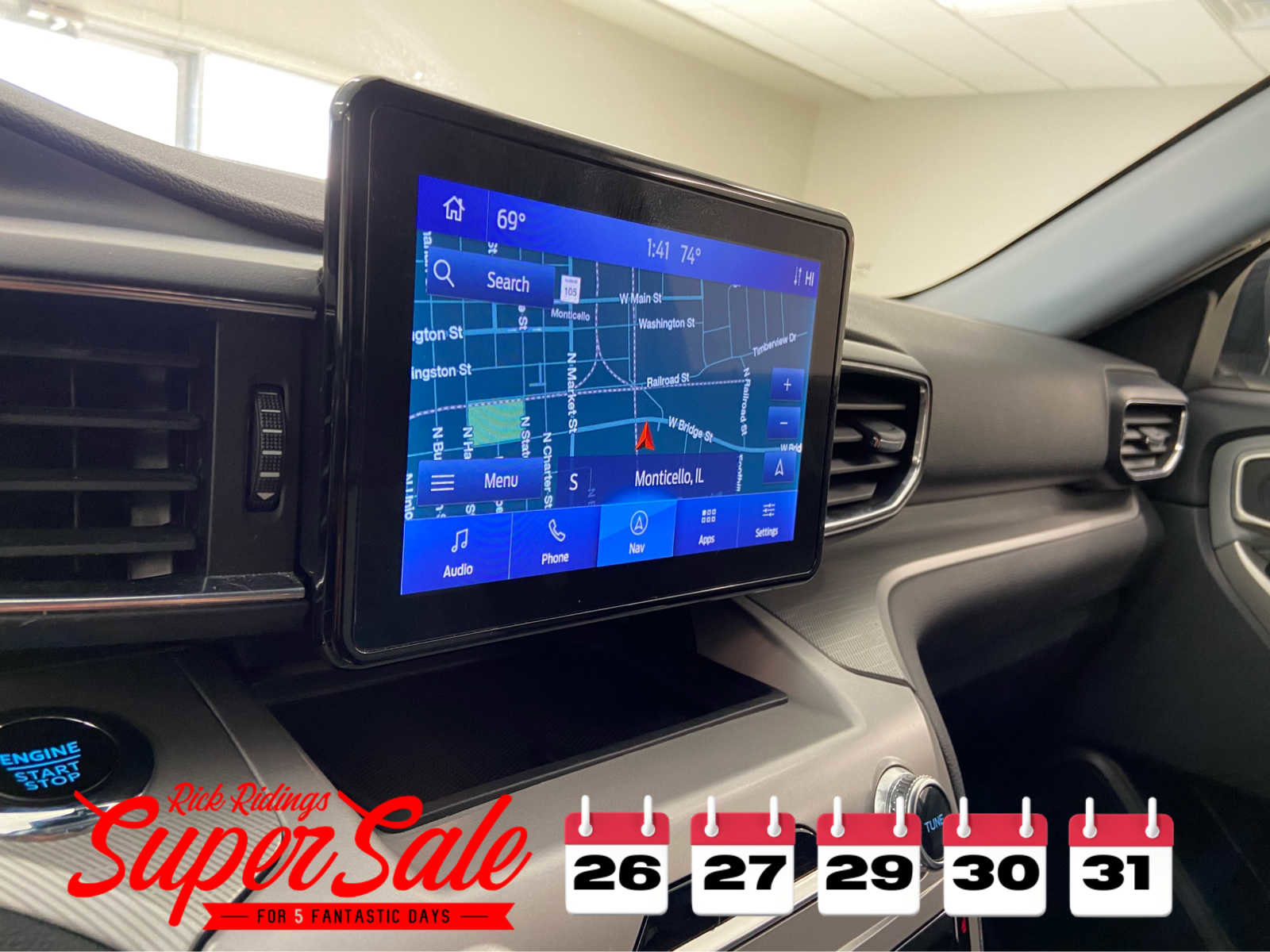 Used 2023 Ford Explorer XLT w/ Equipment Group 202A image 31