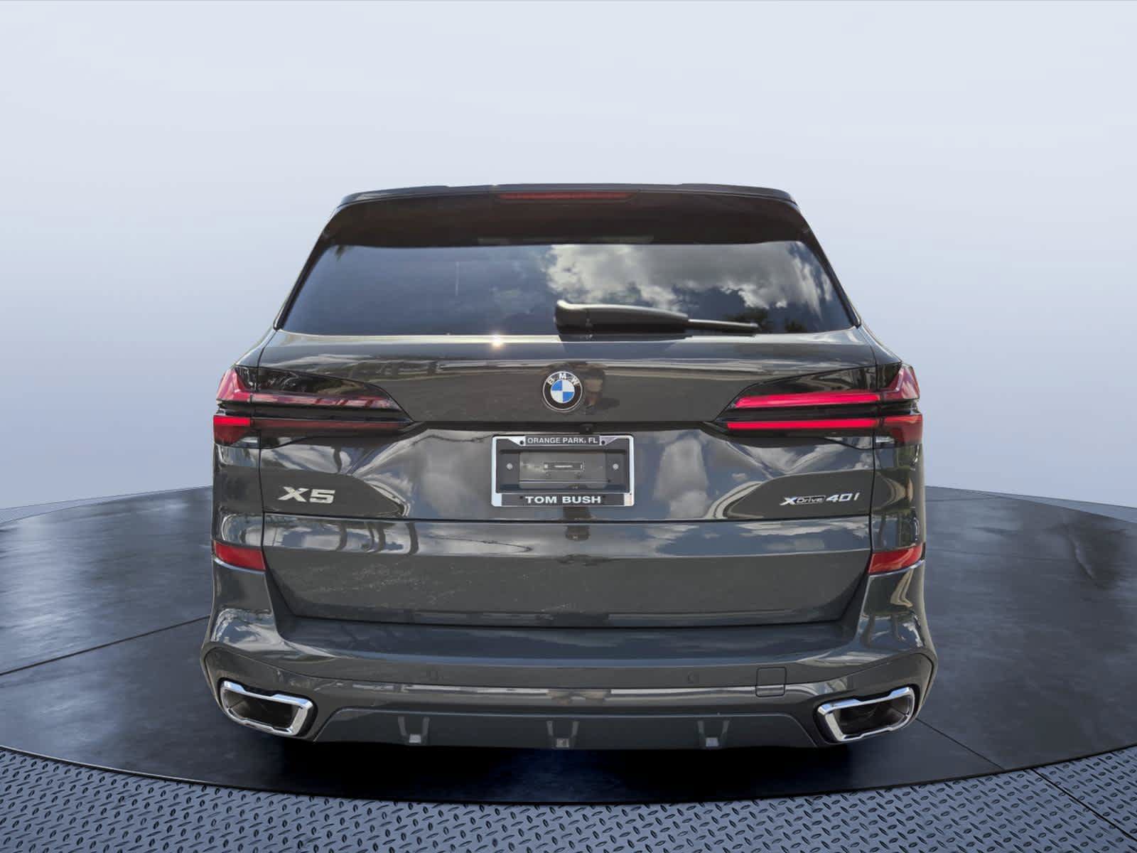 Certified 2026 BMW X5 xDrive40i w/ M Sport Package AWD/4WD image 5