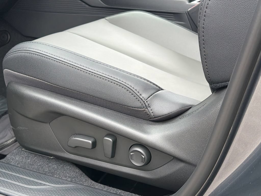 New 2026 Subaru Outback Premium AWD/4WD image 18
