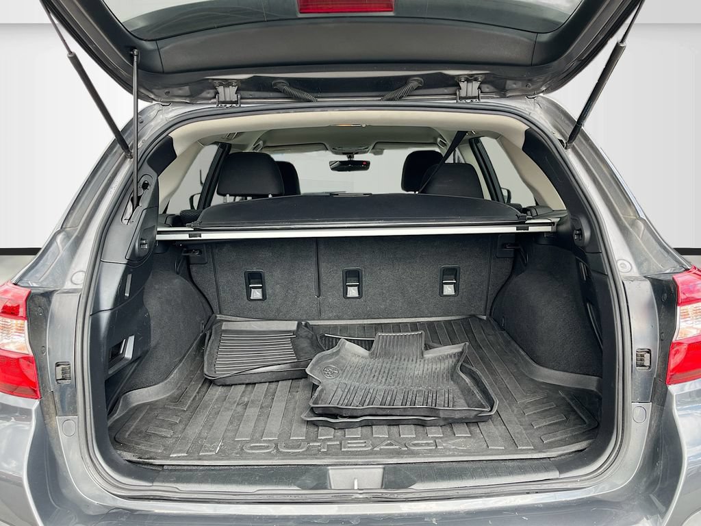 Used 2018 Subaru Outback 2.5i Premium AWD/4WD image 23