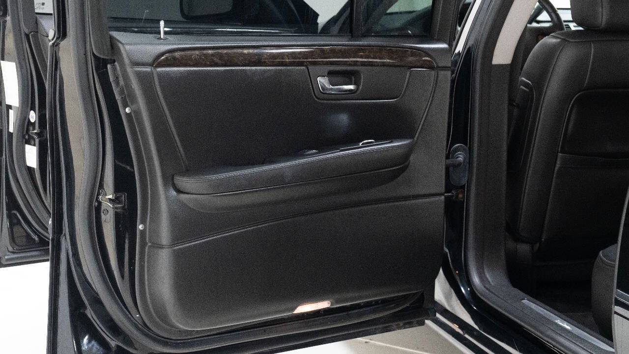 Used 2008 Cadillac DTS Limousine FWD image 28
