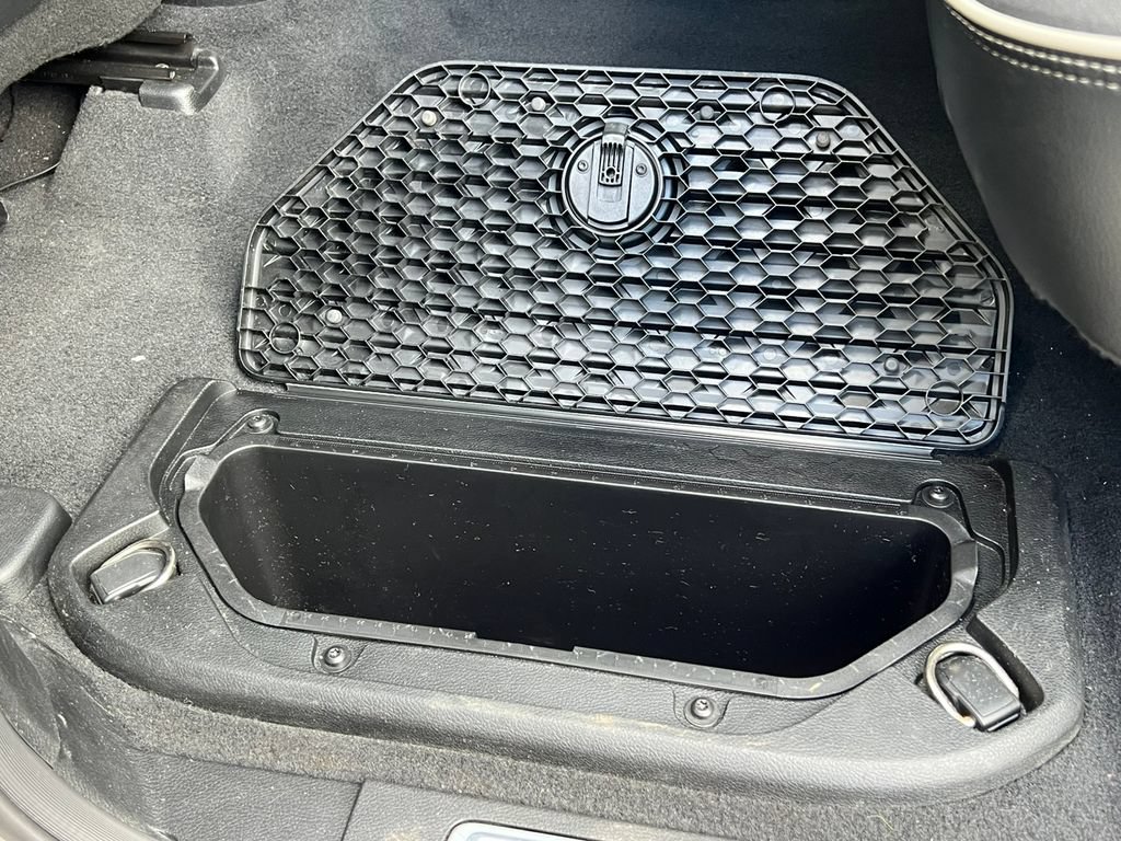 Used 2019 RAM 1500 Laramie AWD/4WD image 48