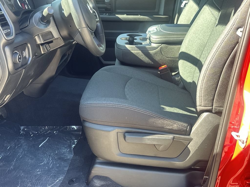 New 2026 RAM 3500 Tradesman AWD/4WD image 9