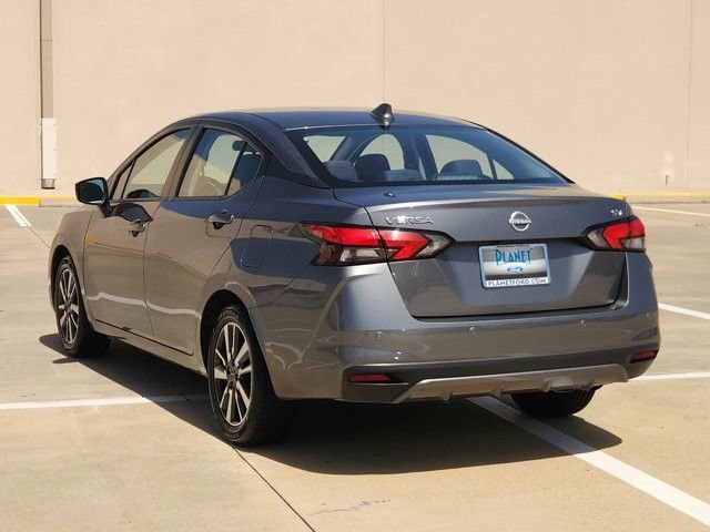 Used 2024 Nissan Versa SV FWD image 4