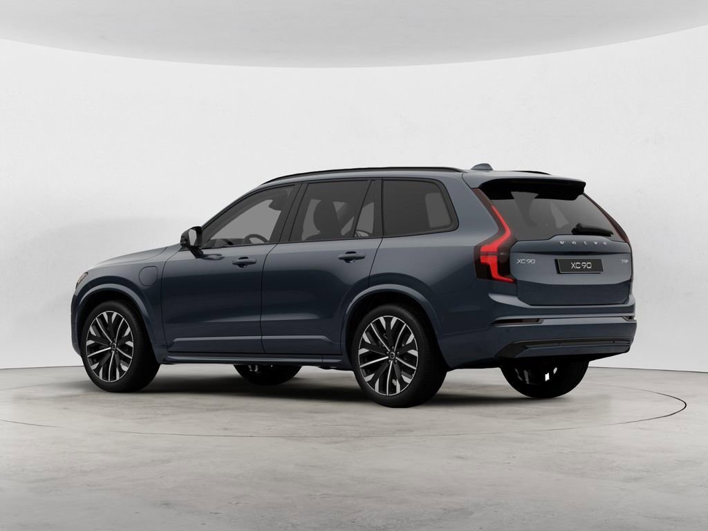 New 2026 Volvo XC90 T8 Ultra w/ Protection Package Premier image 3
