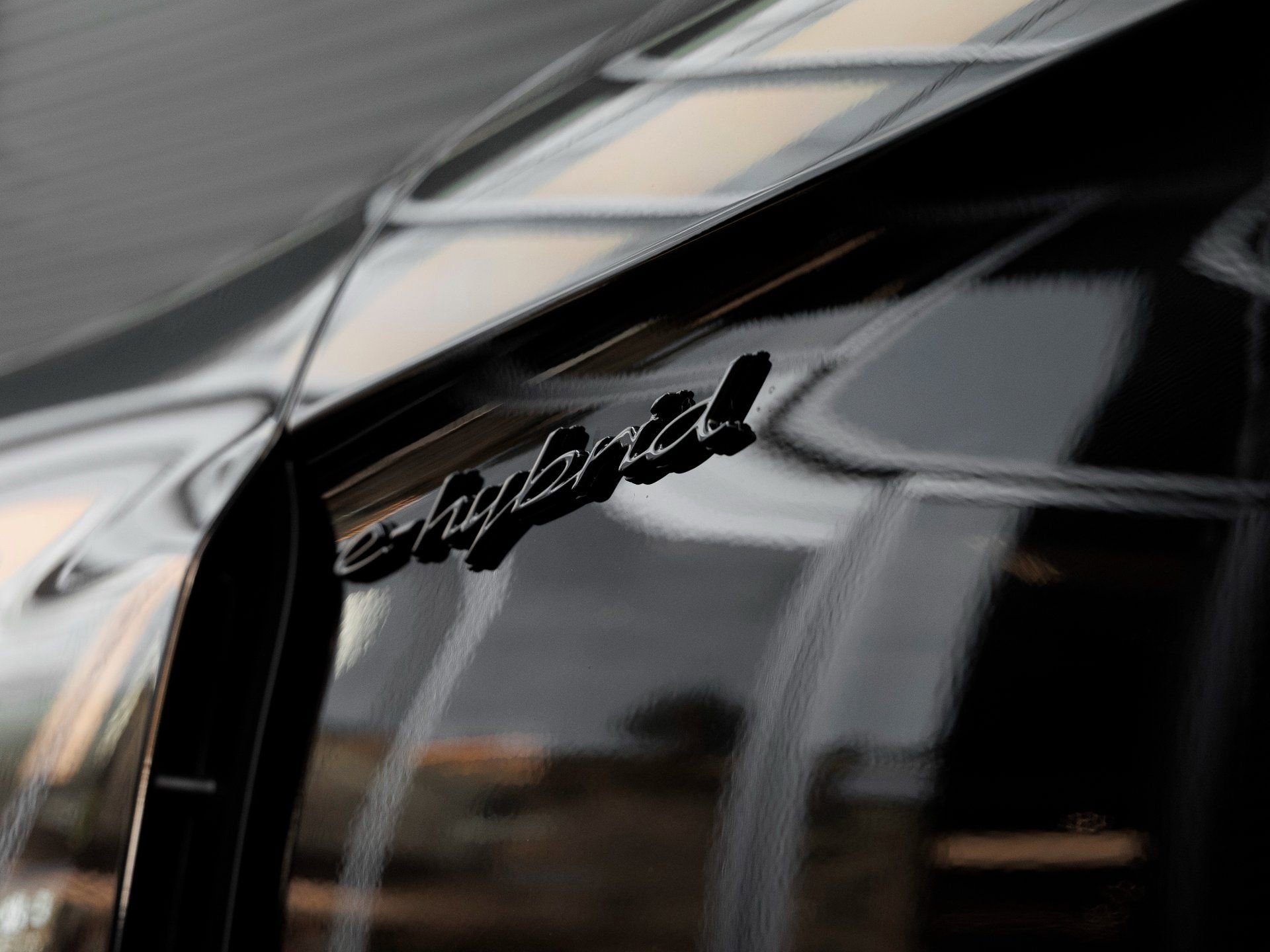 New 2026 Porsche Panamera 4S image 13