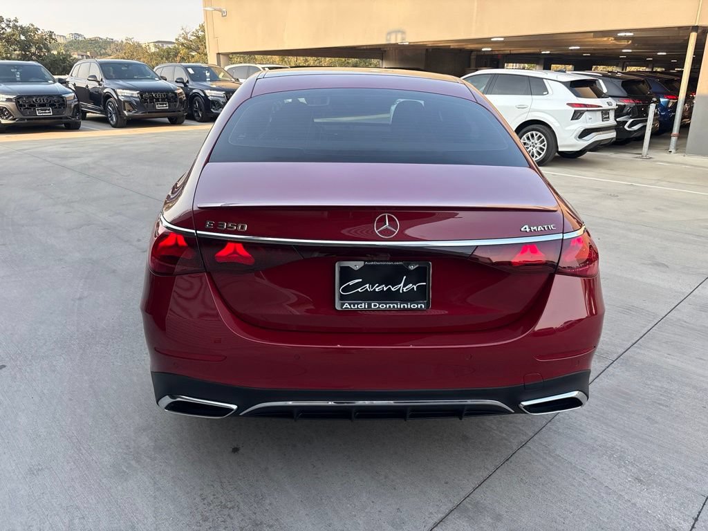 Used 2025 Mercedes-Benz E 350 4MATIC Sedan image 7