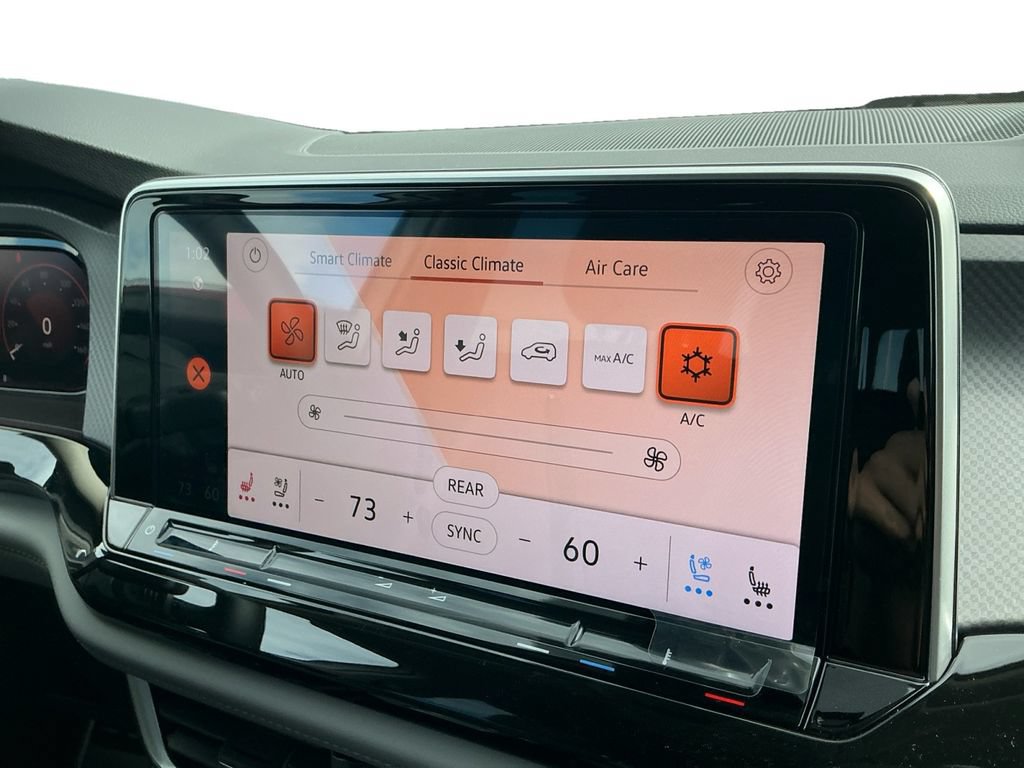 New 2026 Volkswagen Atlas Peak Edition AWD/4WD image 18