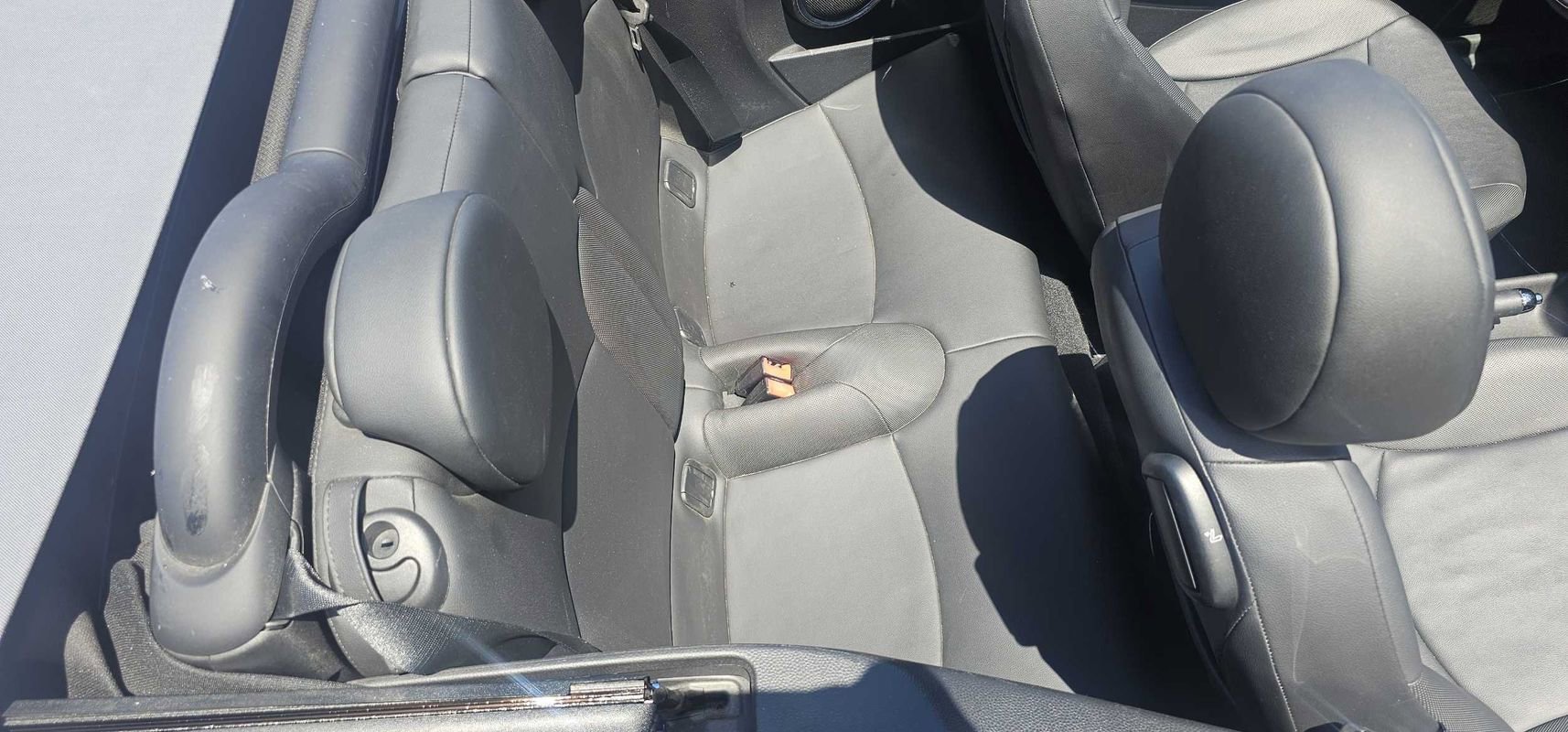 Used 2012 MINI Cooper Convertible image 13