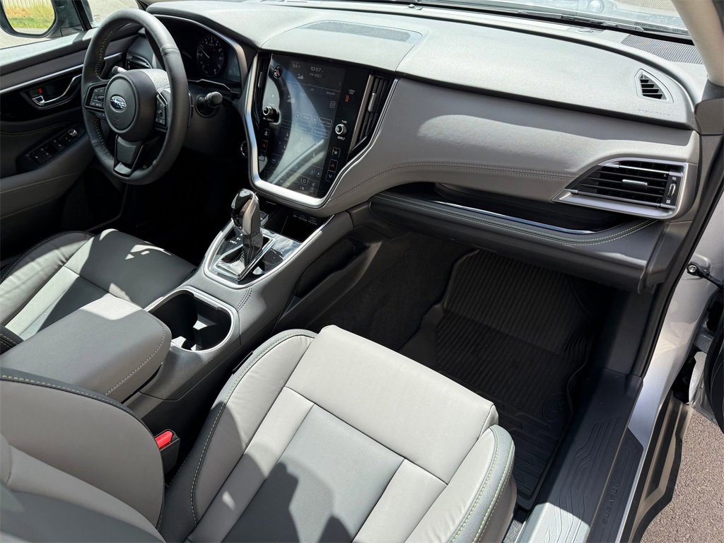 Used 2024 Subaru Outback Onyx Edition image 32