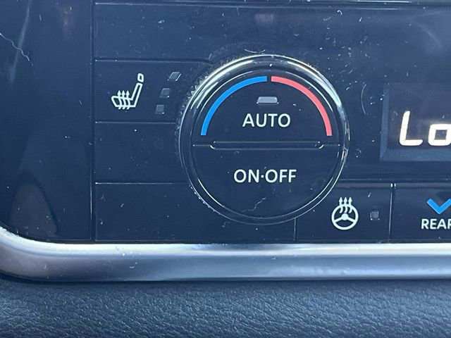 Used 2022 Nissan Rogue Platinum w/ Head-Up Display Package FWD image 37