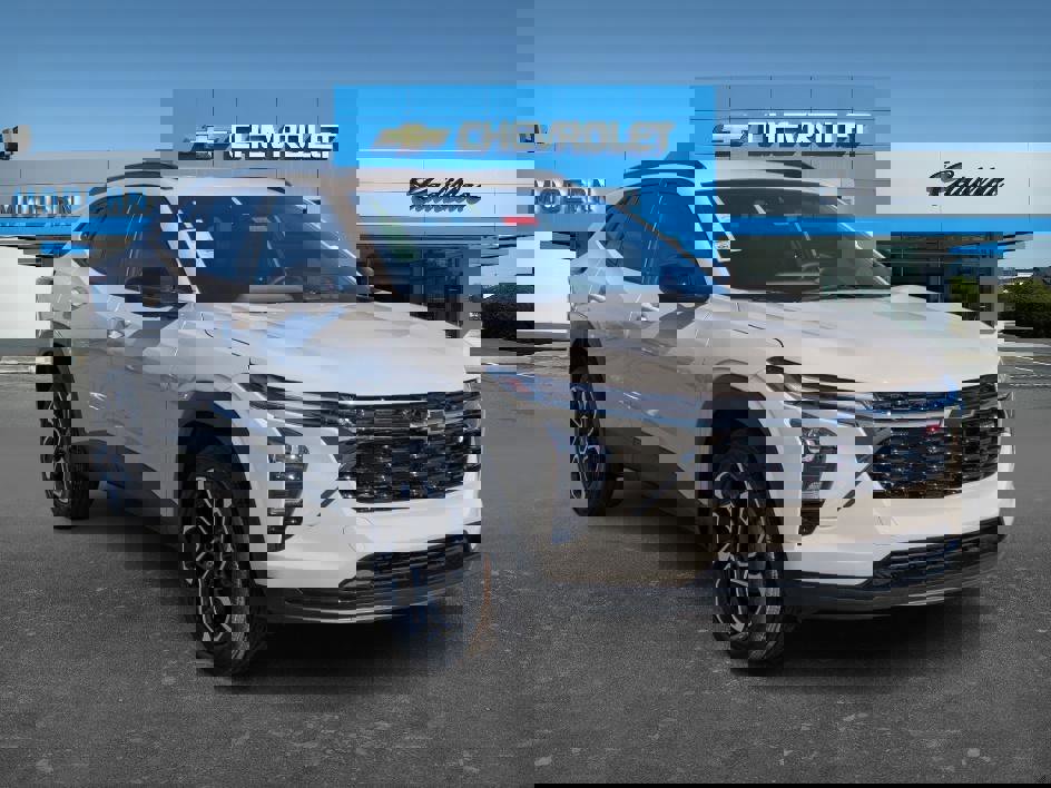 New 2026 Chevrolet Trax RS image 3