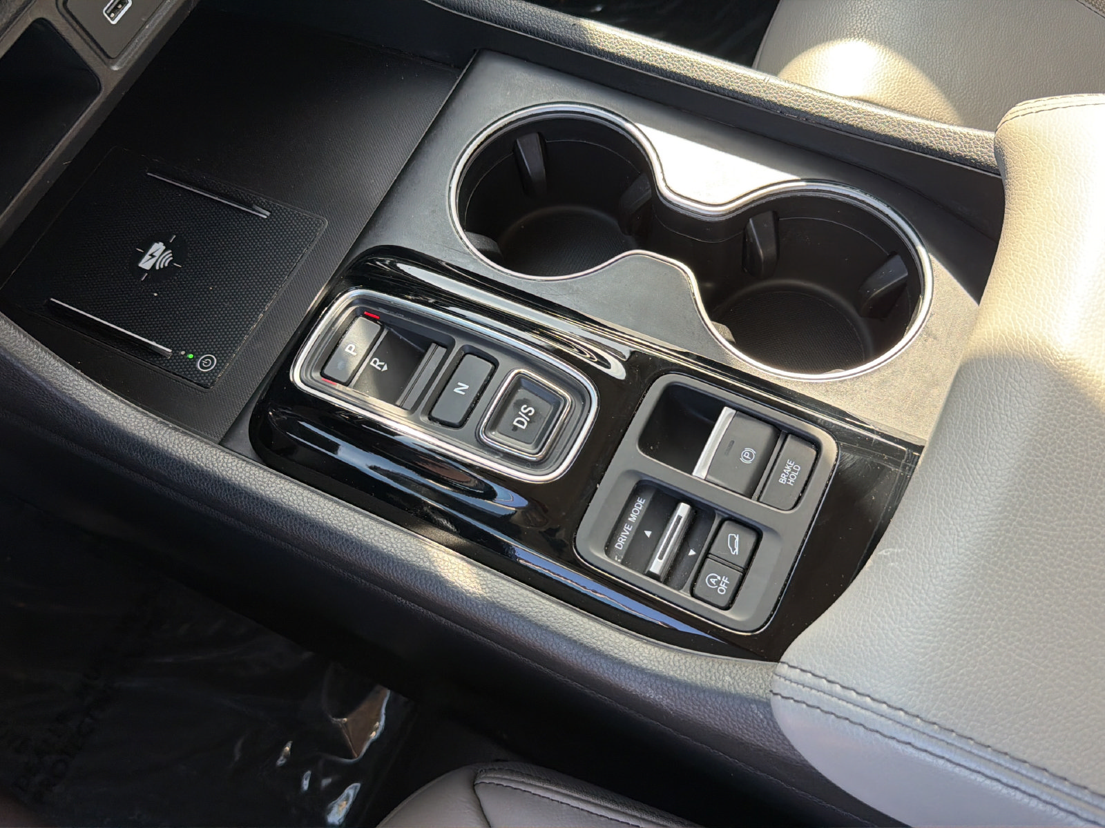 Used 2023 Honda Pilot Touring image 26