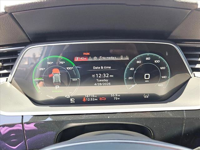 Used 2024 Audi Q8 e-tron Premium Plus AWD/4WD image 11