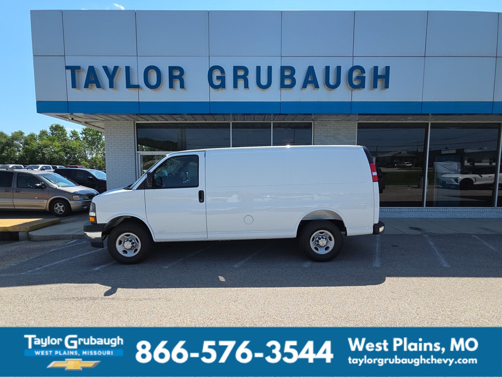 New 2026 Chevrolet Express 3500 w/ Driver Convenience Package RWD image 1