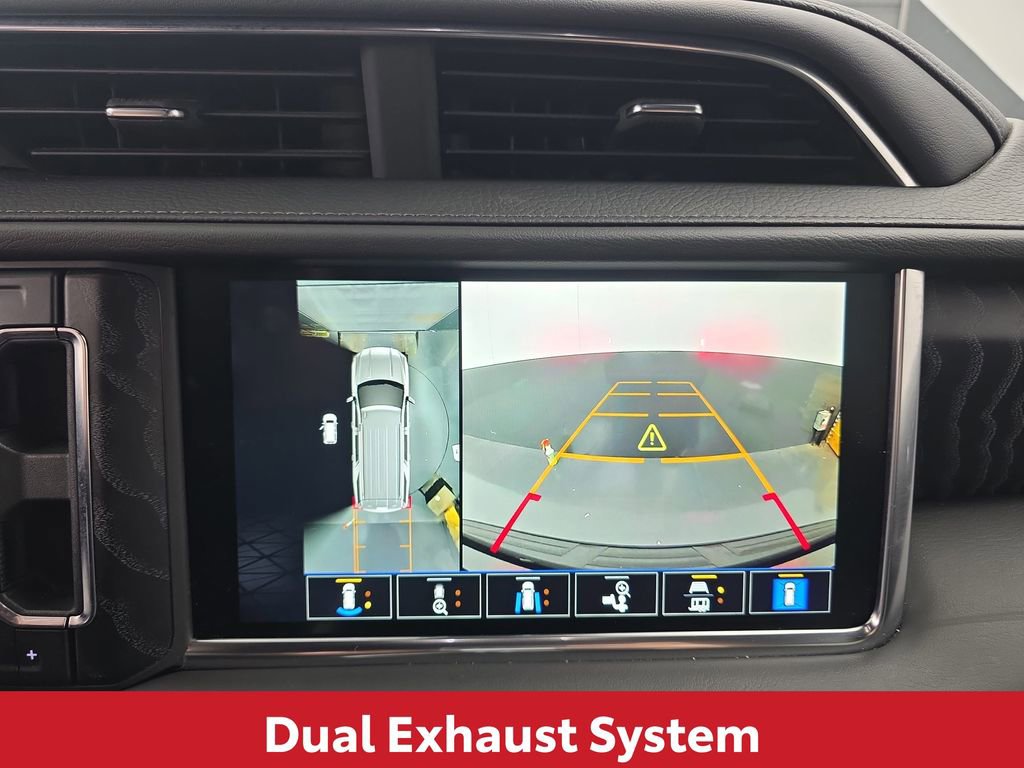 Used 2024 GMC Yukon Denali AWD/4WD image 30