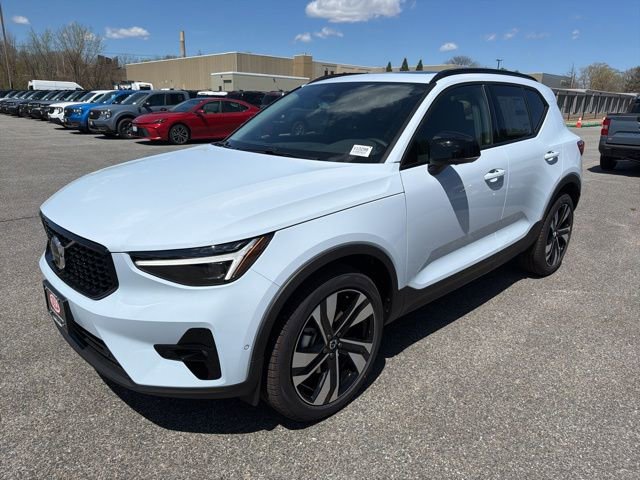 New 2026 Volvo XC40 B5 Ultra w/ Protection Package Premier AWD/4WD image 6