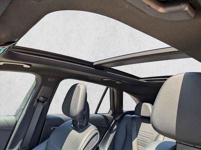 Certified 2025 Mercedes-Benz GLC 300 4MATIC image 12