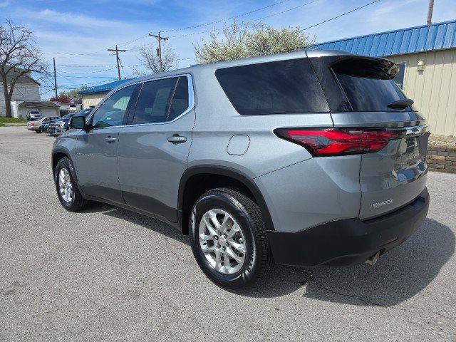 Used 2023 Chevrolet Traverse LS w/ Safety Package image 3