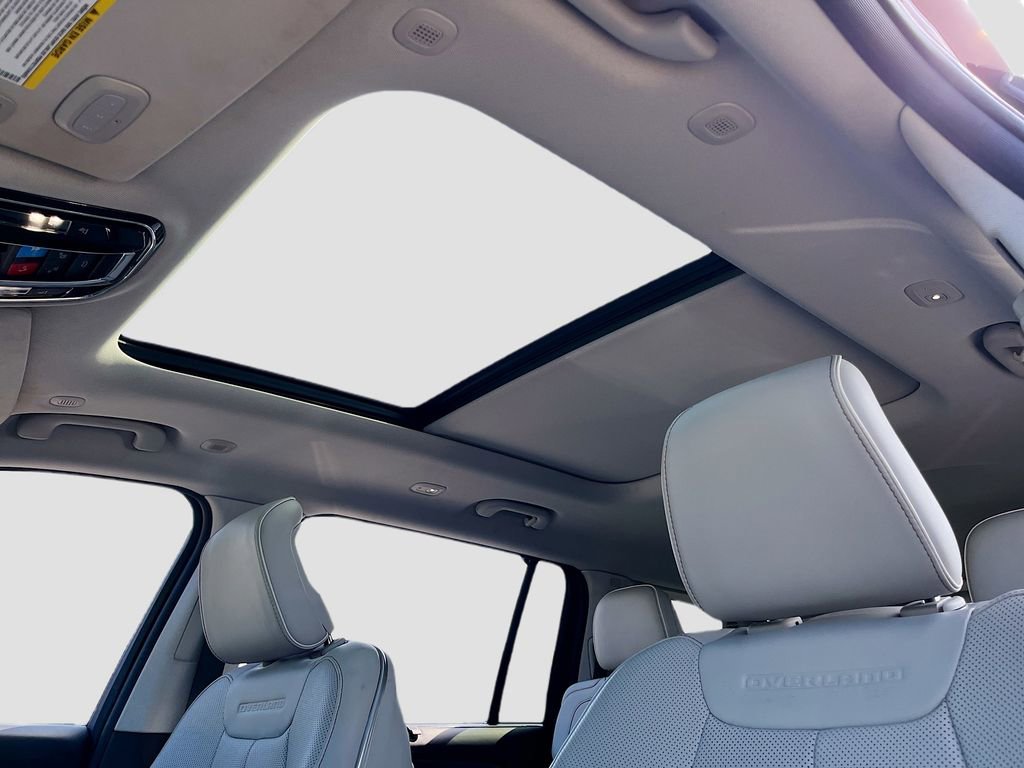 Certified 2022 Jeep Grand Cherokee L Overland w/ Advanced Protech Group III image 23