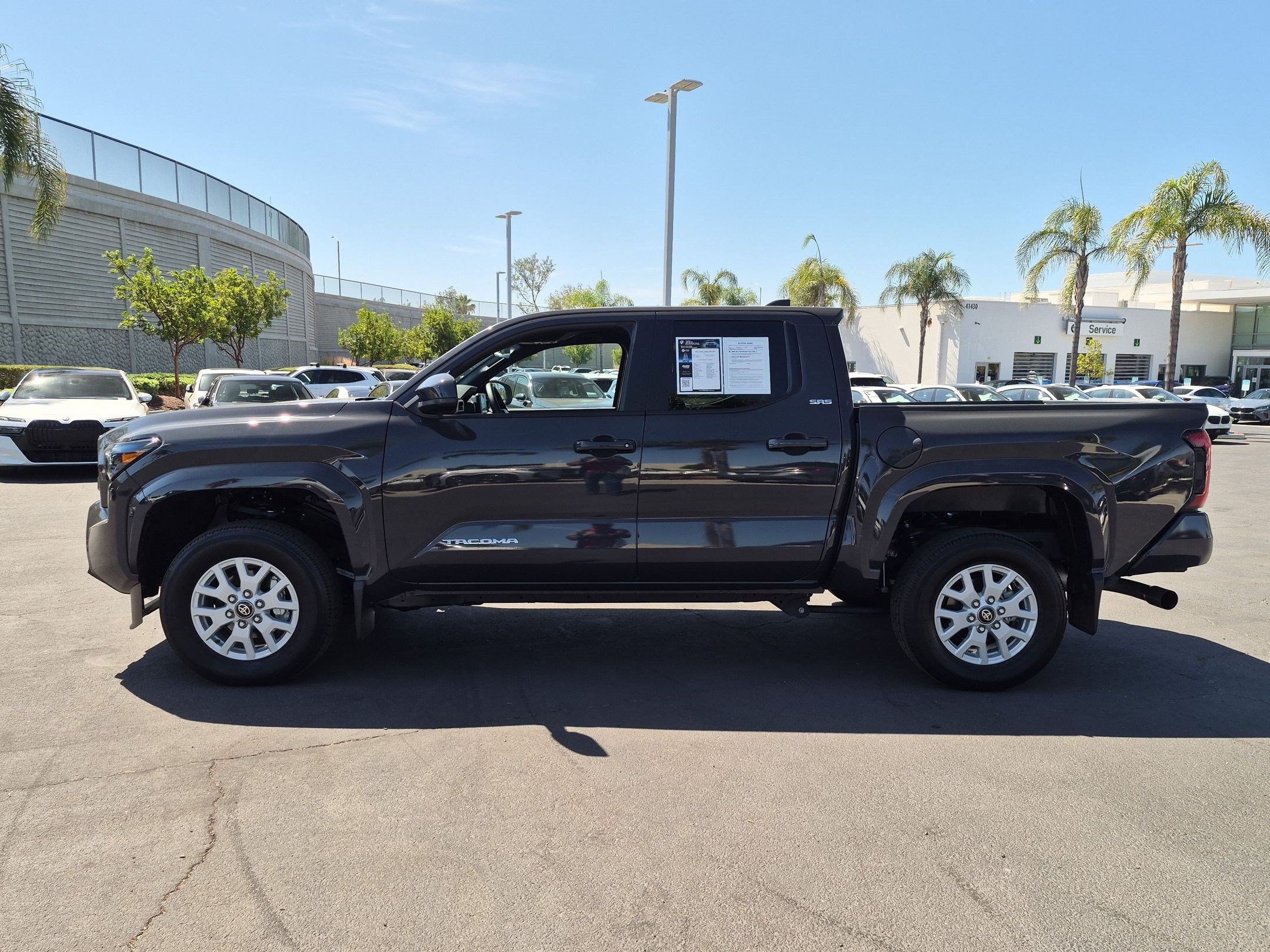 Used 2026 Toyota Tacoma SR5 AWD/4WD image 7