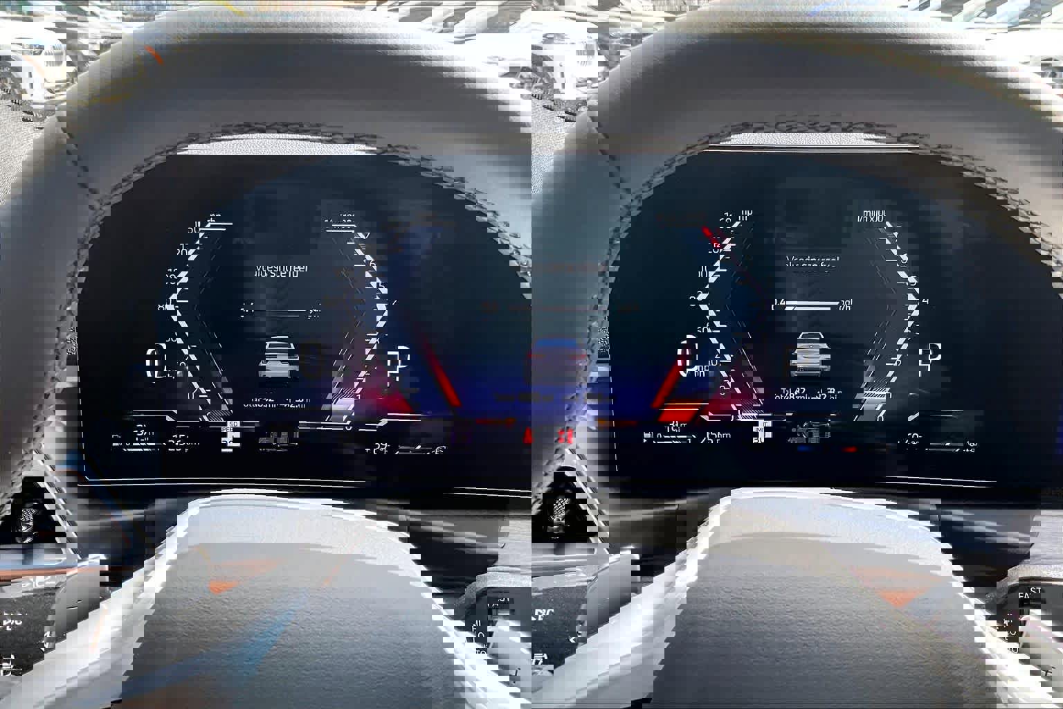 Used 2026 BMW 330i Sedan w/ Convenience Package image 25