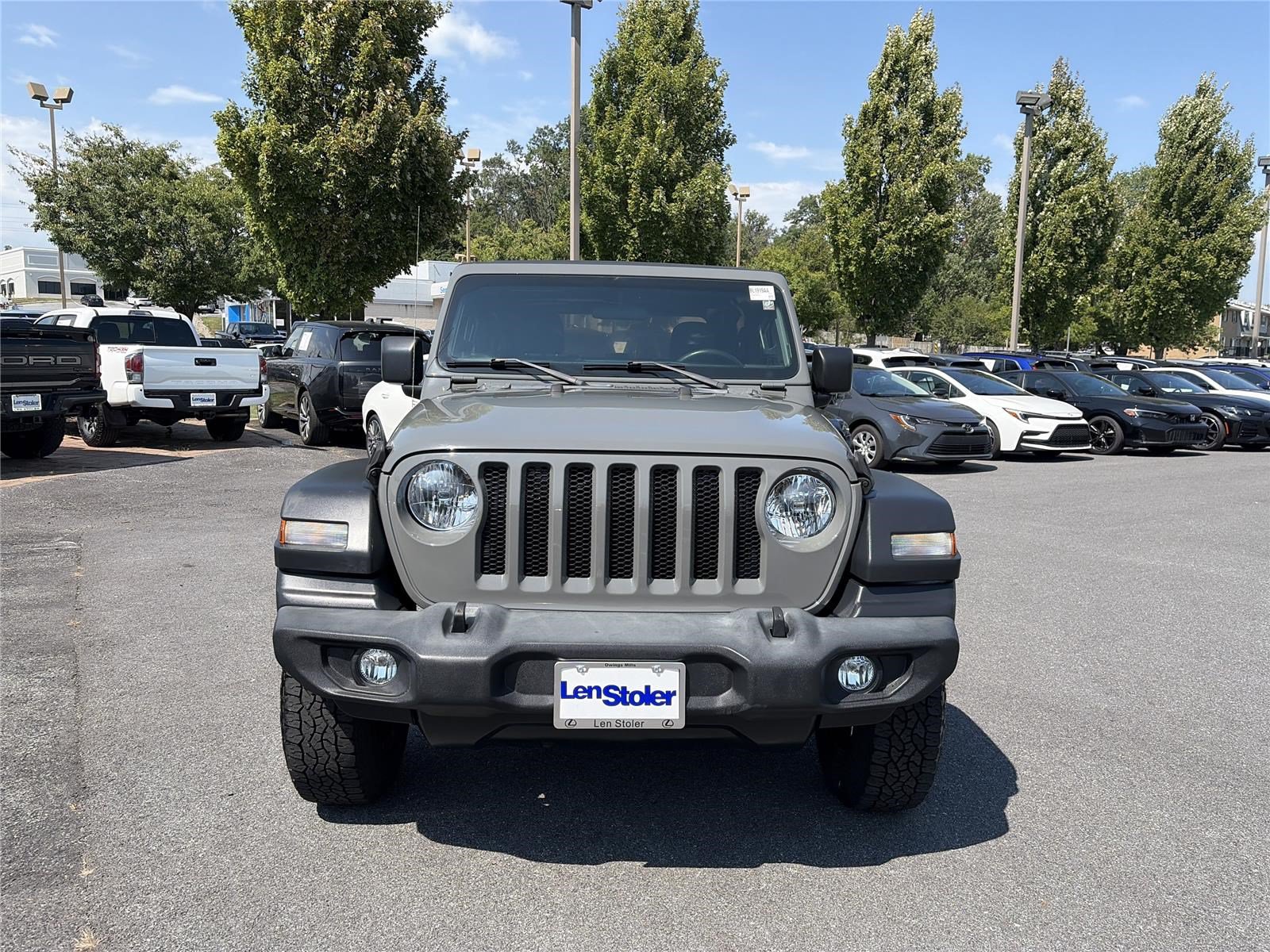 Used 2018 Jeep Wrangler Sport AWD/4WD image 8