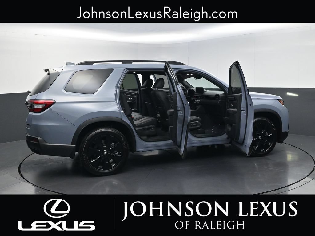 Used 2026 Honda Pilot Black Edition image 31