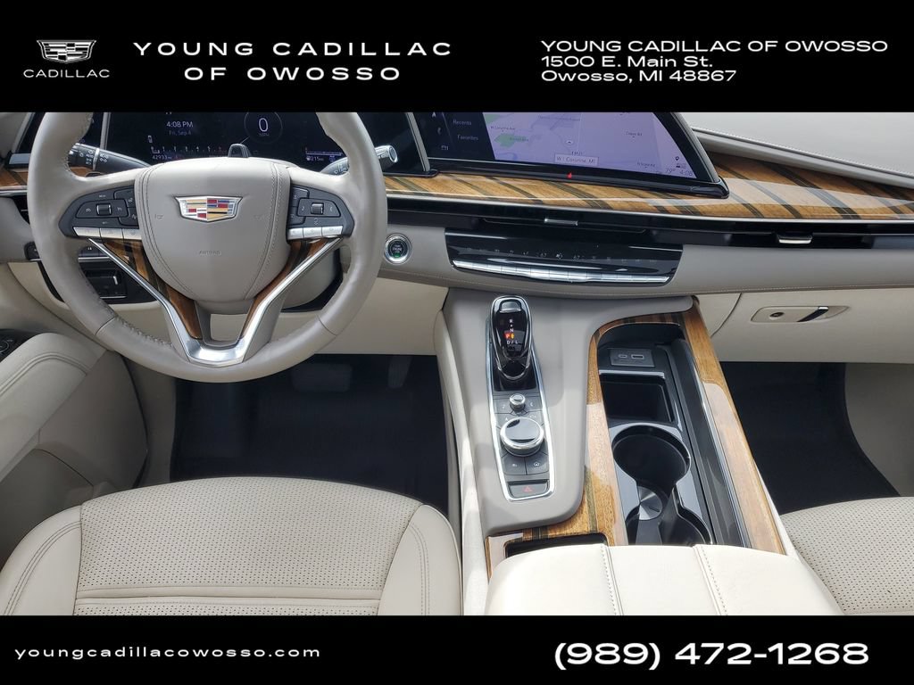 Used 2023 Cadillac Escalade Premium Luxury Platinum w/ Heavy-Duty Trailer Package AWD/4WD image 27