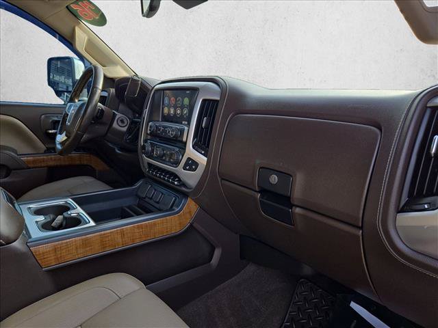 Used 2016 GMC Sierra 2500 SLT w/ Duramax Plus Package AWD/4WD image 17