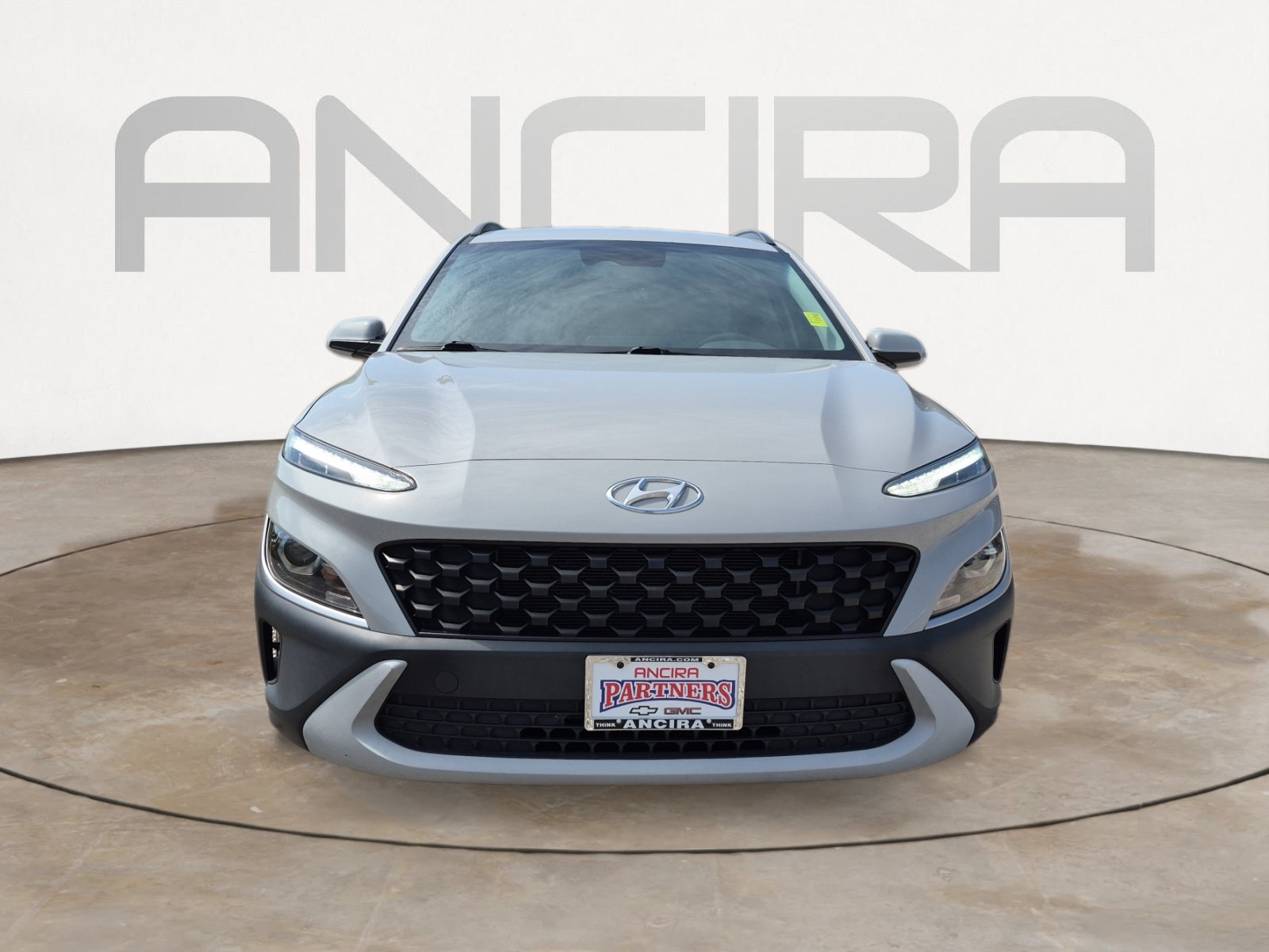 Used 2022 Hyundai Kona SEL w/ Cargo Package FWD image 4
