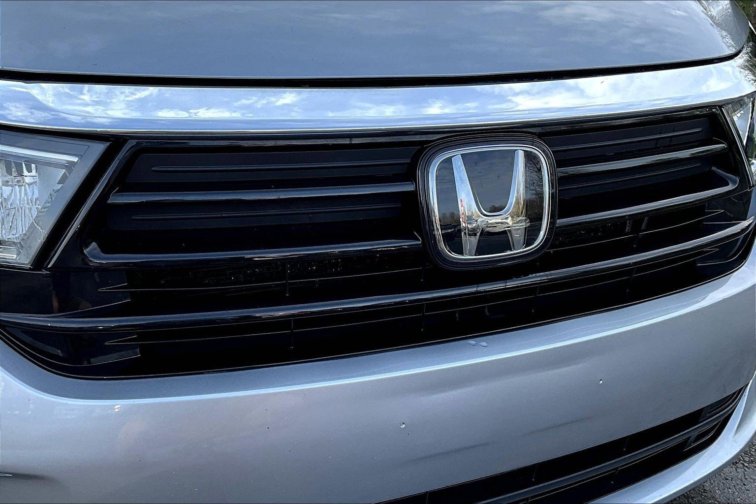 Used 2023 Honda Odyssey EX-L image 35