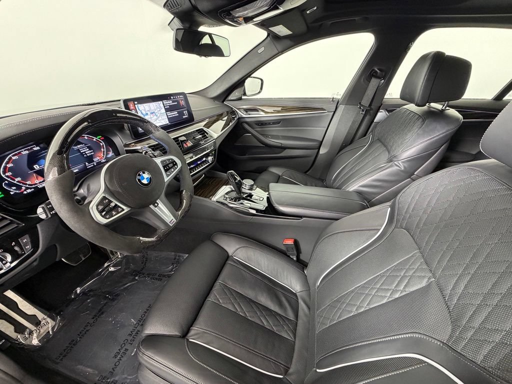 Used 2022 BMW M550i xDrive AWD/4WD image 4