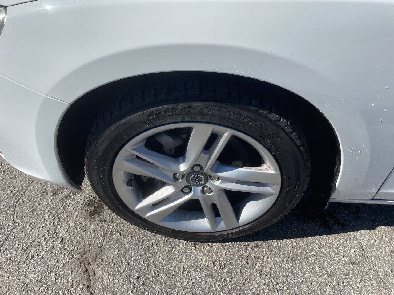 Used 2014 Volvo S60 T5 FWD image 16