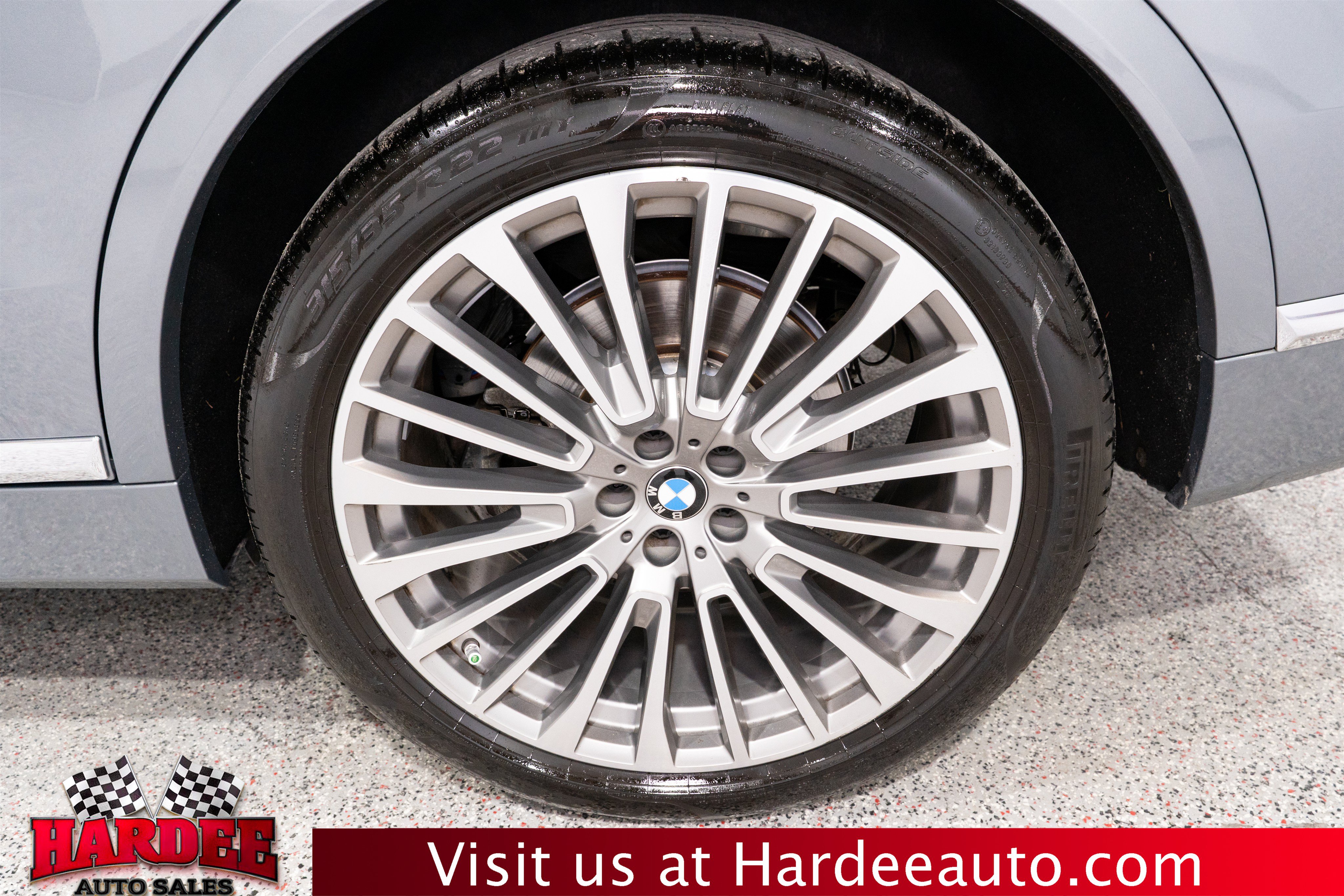 Used 2023 BMW X7 xDrive40i w/ Premium Package AWD/4WD image 10