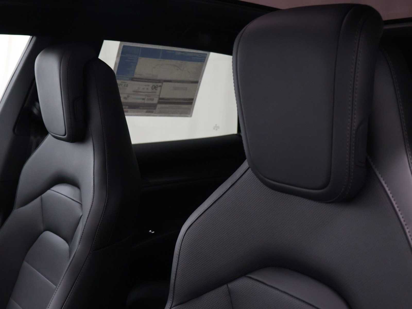 New 2026 Porsche Cayenne Electric AWD/4WD image 19