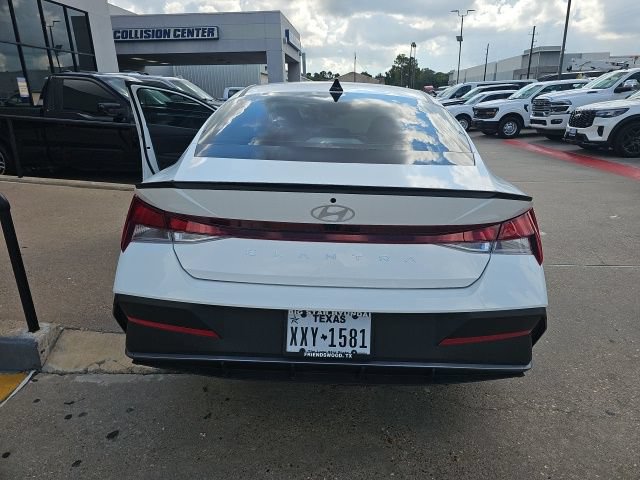 Used 2026 Hyundai Elantra Sport FWD image 6