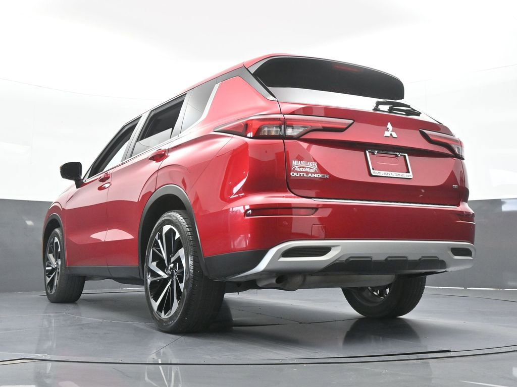 Used 2024 Mitsubishi Outlander SE Black Edition FWD image 53