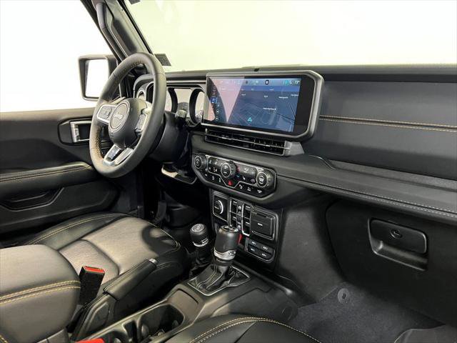 Certified 2024 Jeep Wrangler Sahara w/ Technology Group image 15