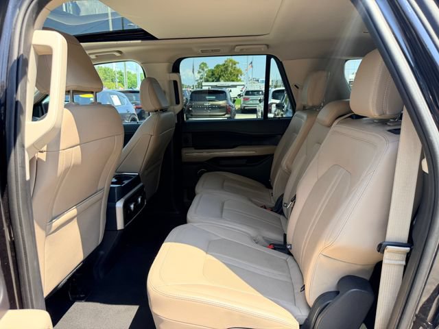 Used 2024 Ford Expedition Max Limited AWD/4WD image 15