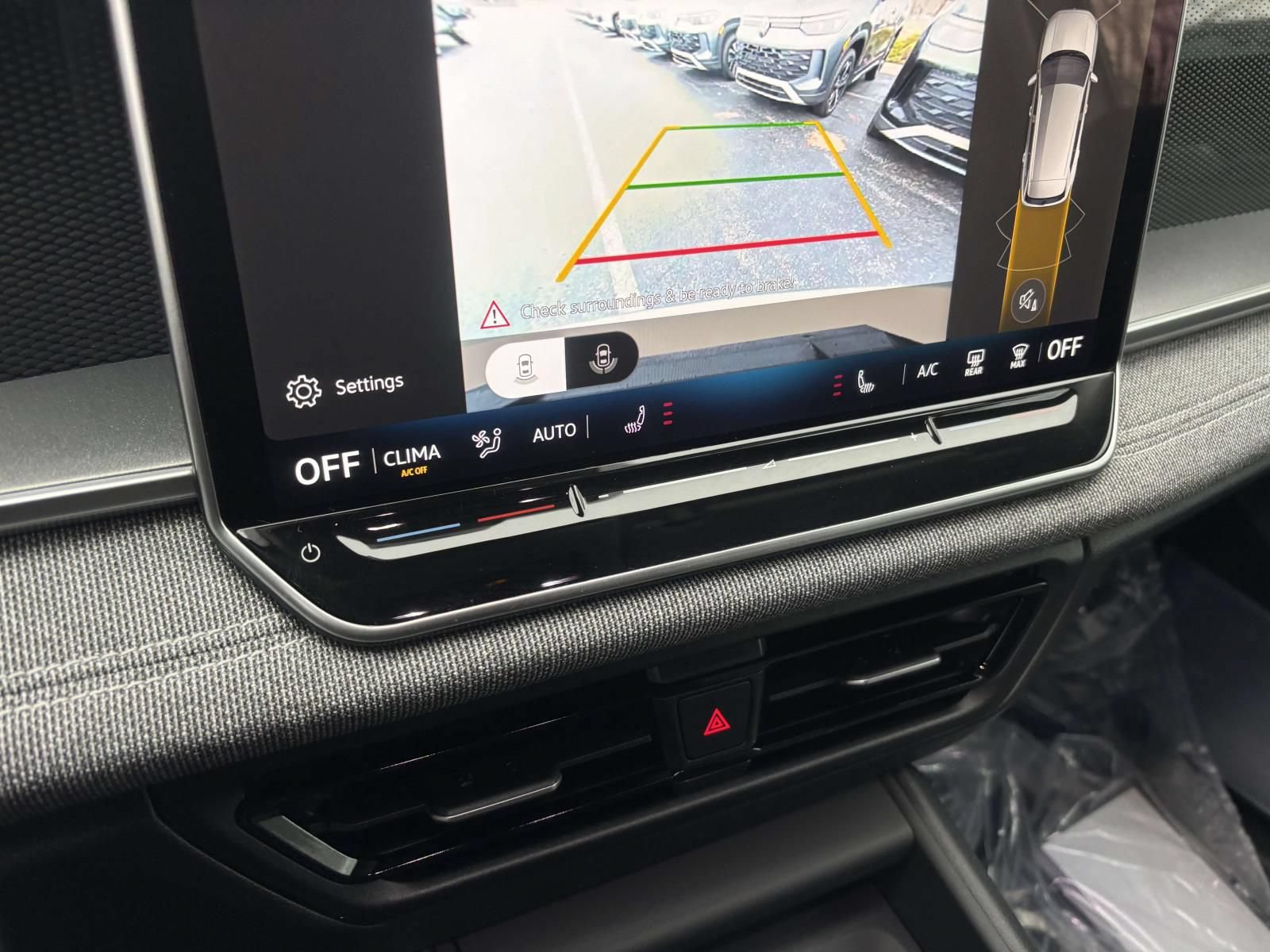 New 2026 Volkswagen Tiguan S AWD/4WD image 21