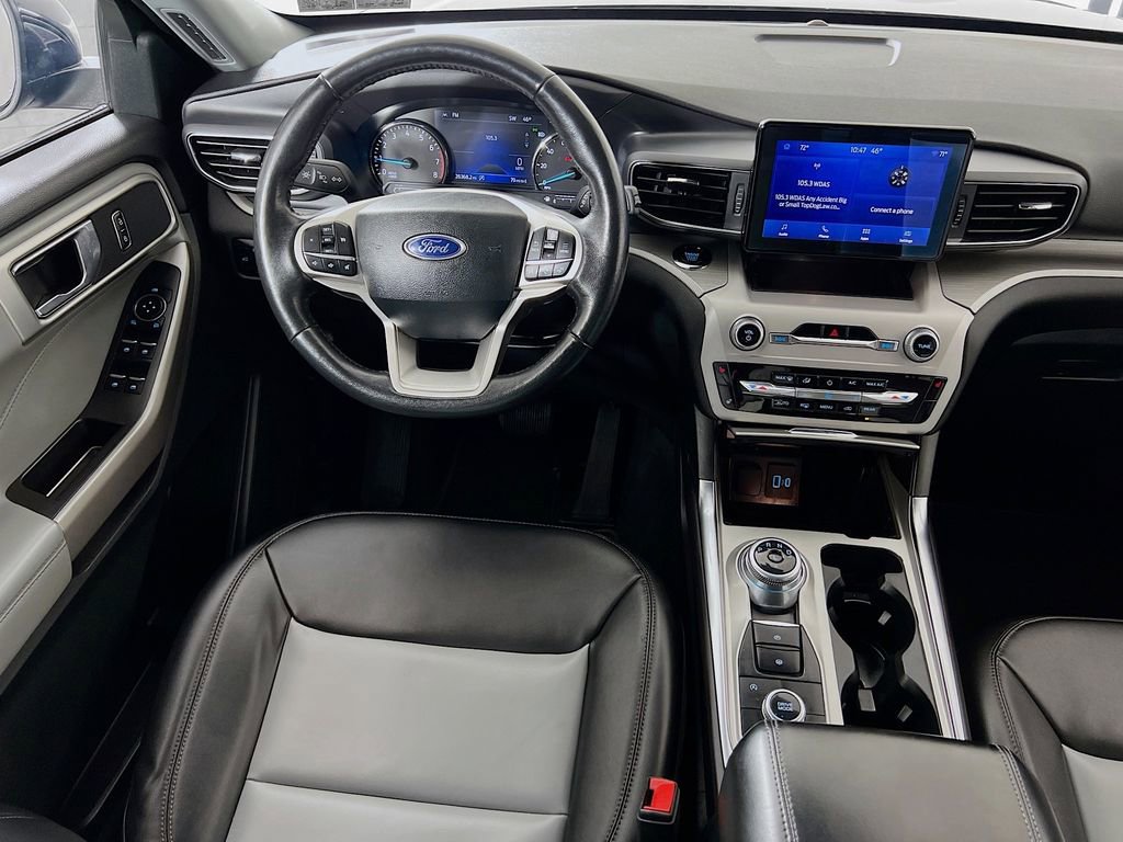 Used 2024 Ford Explorer XLT w/ Equipment Group 202A image 28