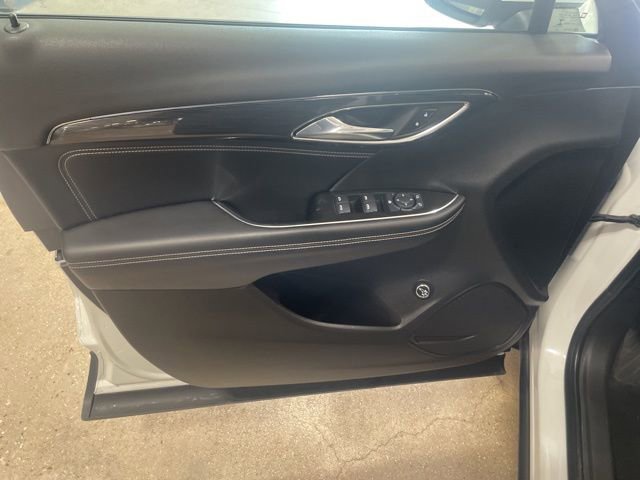 Used 2022 Buick Envision Preferred image 12