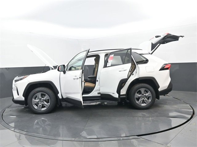 New 2025 Toyota RAV4 XLE w/ Convenience Package image 33