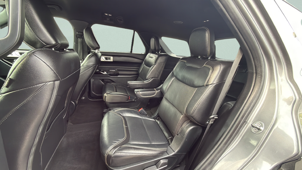 Used 2021 Ford Explorer ST w/ Equipment Group 401A AWD/4WD image 8