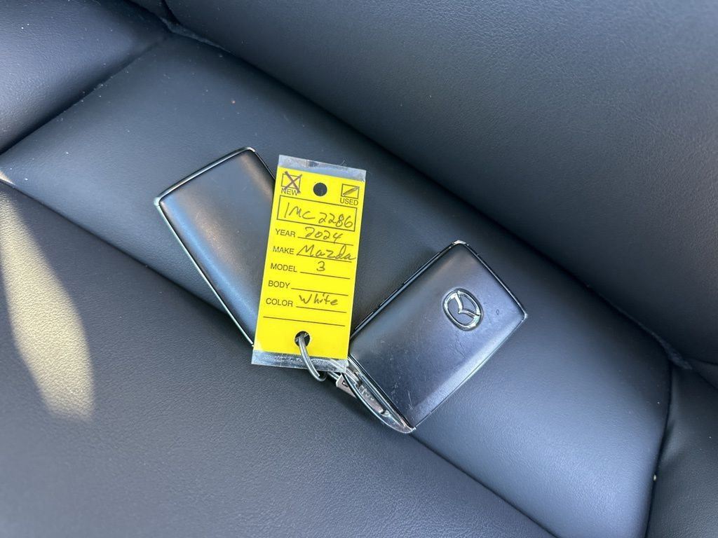 Used 2024 MAZDA MAZDA3 s image 34