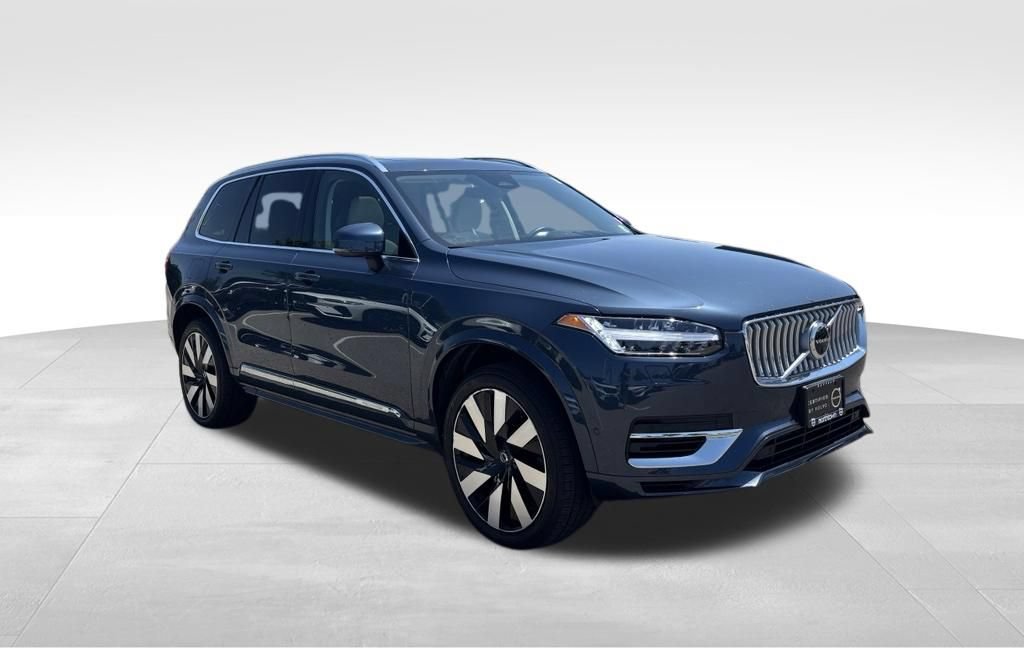 Used 2023 Volvo XC90 T8 Ultimate w/ Lounge Package AWD/4WD image 38