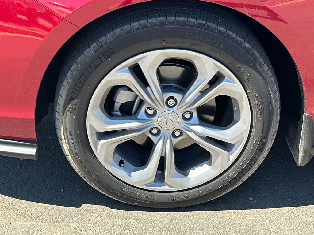 Used 2025 Honda Accord LX image 11